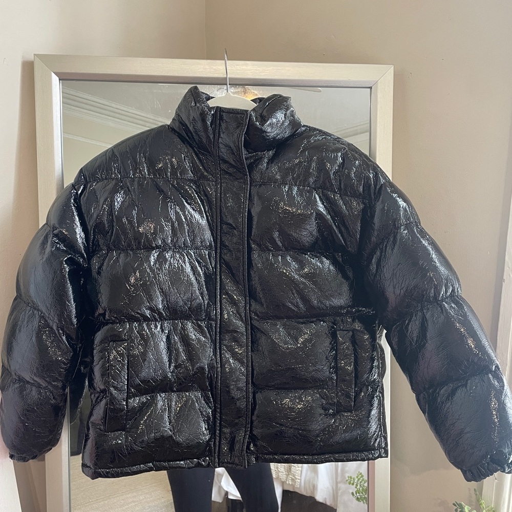 Asoka Puffer Jacket. Size Small/Medium.